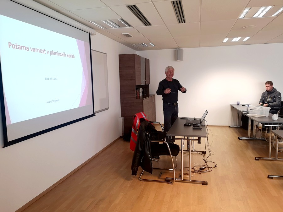 gk_pzs_seminar_za_oskrbnike_arhiv_gk_pzs__2_ gk_pzs_seminar_za_oskrbnike_arhiv_gk_pzs__2_